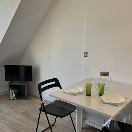 Apartamento 2 Pièces En Bord De Avec Accès Direct à La De Cabourg, Proche Thalassothérapie - Fr-1-487-336