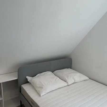 2 Pièces En Bord De Avec Accès Direct à La De Cabourg, Proche Thalassothérapie - Fr-1-487-336 * Cabourg